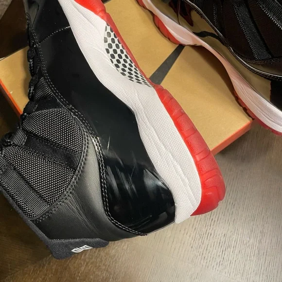 Air Jordan Retro 11 “Bred” (2019)